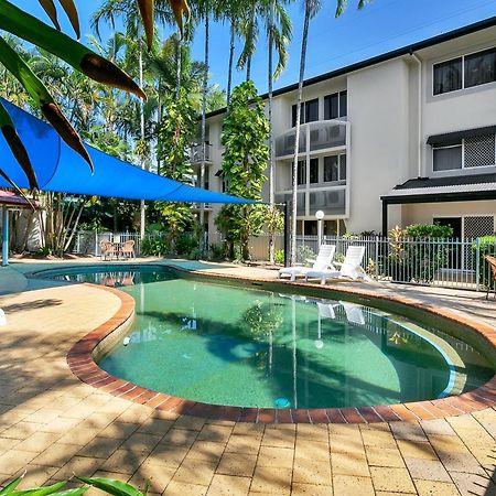 Cairns Reef Apartments & Motel Esterno foto