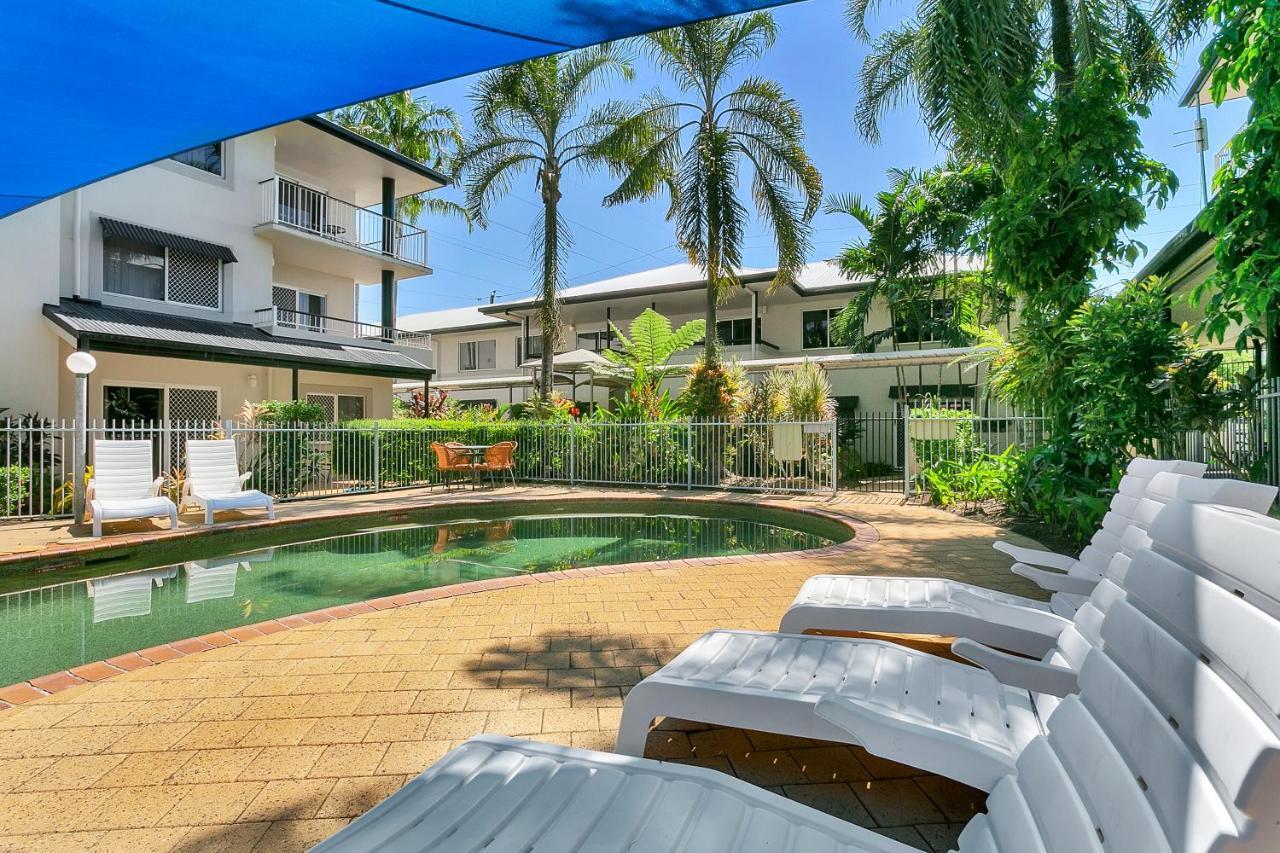 Cairns Reef Apartments & Motel Esterno foto